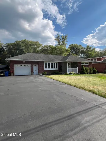 $30,000 | 180 Marshall Avenue, Schenectady, NY 12304