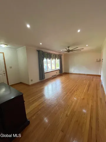 $30,000 | 180 Marshall Avenue, Schenectady, NY 12304