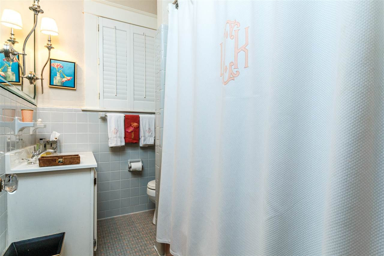 2211 Creston Road Raleigh, NC 27608 - Photo 26 of 30 Photo 26