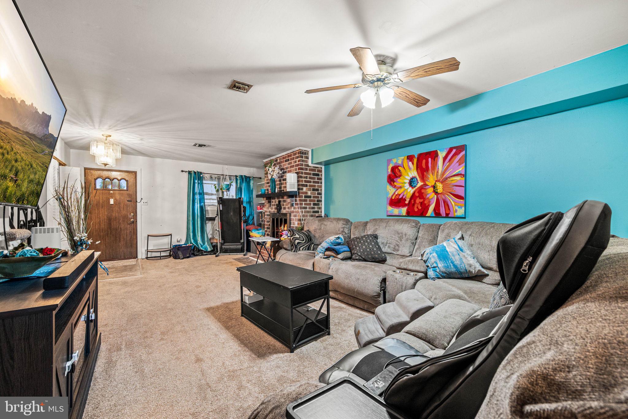 1404 Walnut Ridge Drive Pottstown, PA 19464 - Photo 4 of 19 Living Room – Multiple Layout Options
