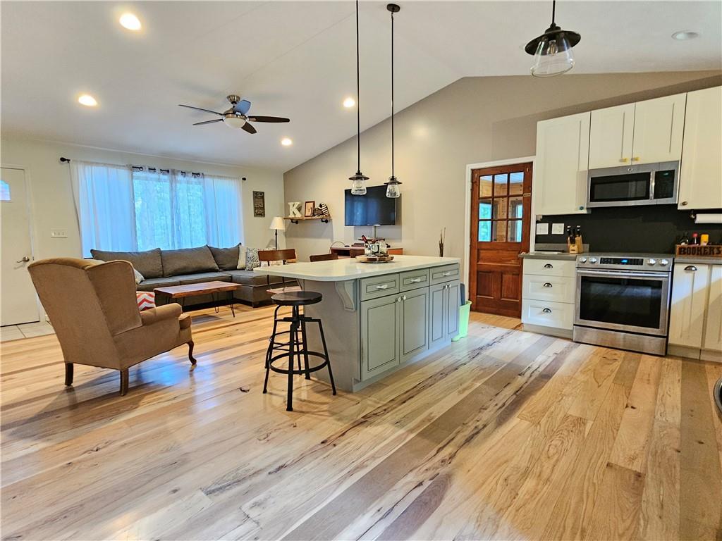 350 Mahood Road Butler, PA 16001 - Photo 5 of 26 Gallery Image 5