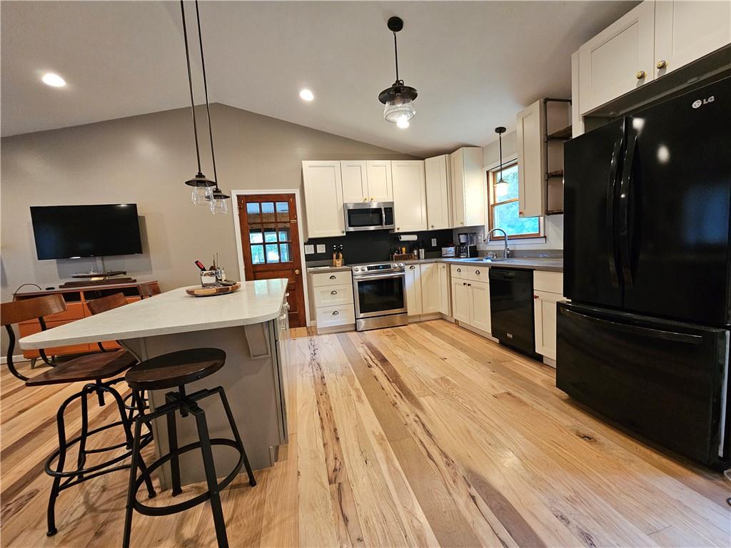 350 Mahood Road Butler, PA 16001 - Photo 8 of 26 Gallery Image 8