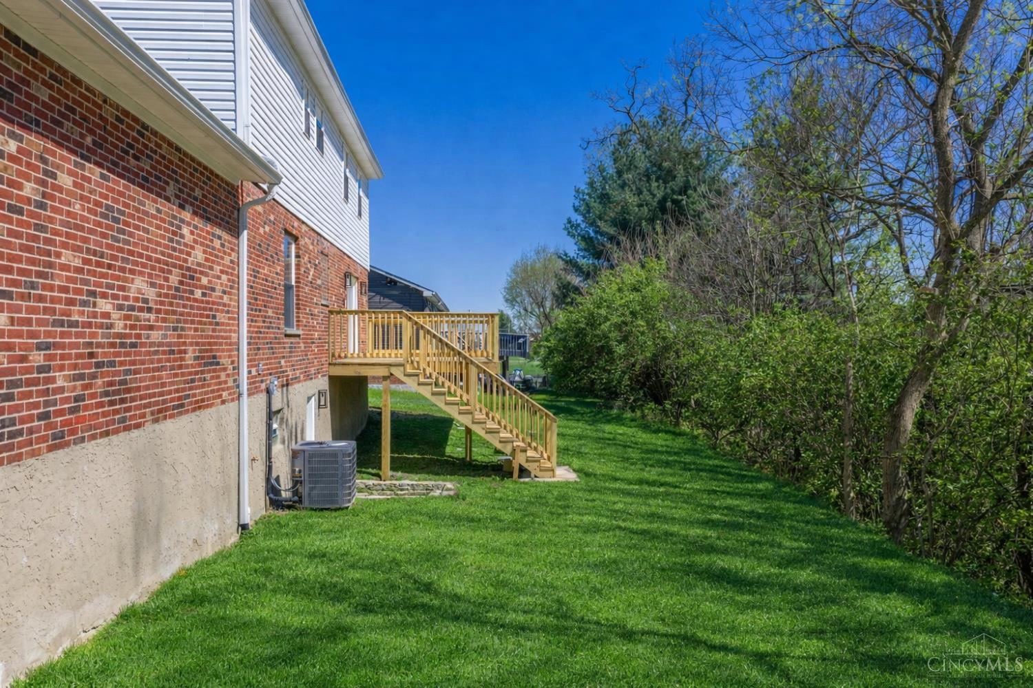 3543 Rackacres Drive Cincinnati, OH 45211 - Photo 53 of 55