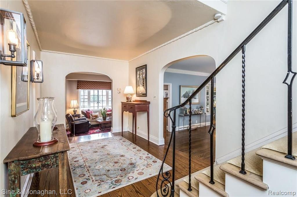 53 Cloverly Road Grosse Pointe Farms, MI 48236 - Photo 6 of 61