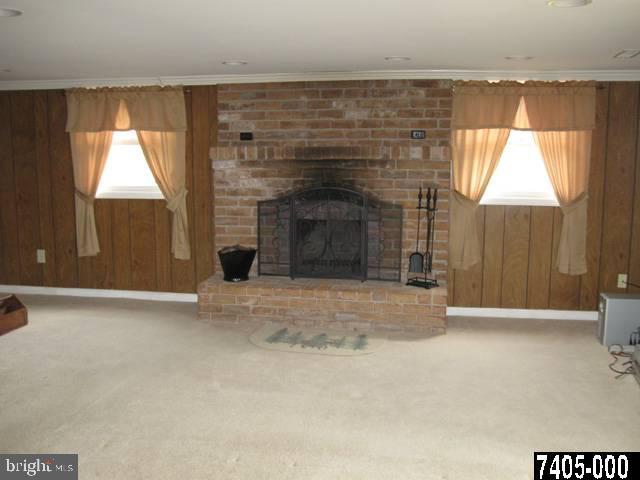 5072 Walters Hatchery Road Spring Grove, PA 17362 - Photo 14 of 24 Gallery Image 14