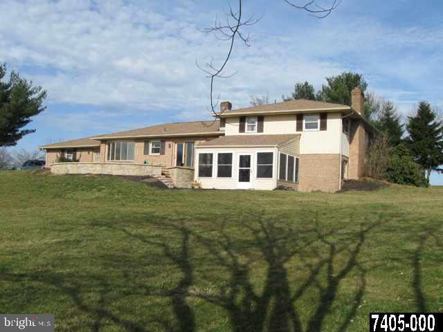 5072 Walters Hatchery Road Spring Grove, PA 17362 - Photo 3 of 24 Gallery Image 3
