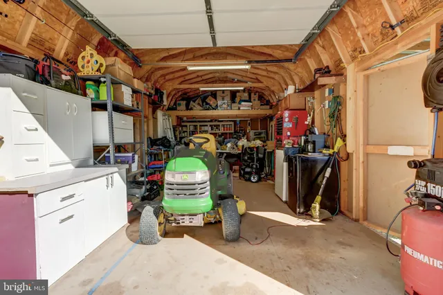 $360,000 | 184 Anna Coves Boulevard, Mineral, VA 23117