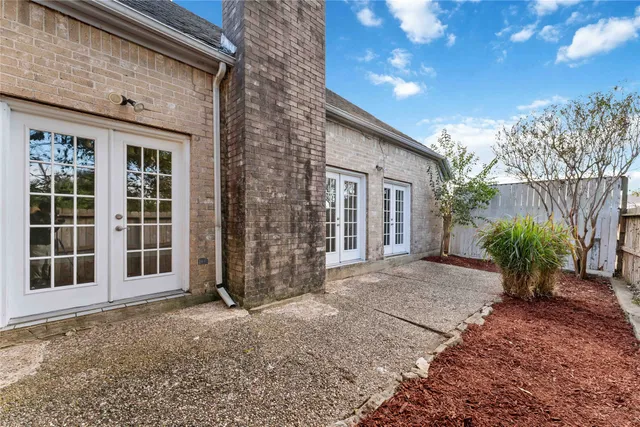 $240,000 | 1914 Mosa Creek Court, Houston, TX 77017