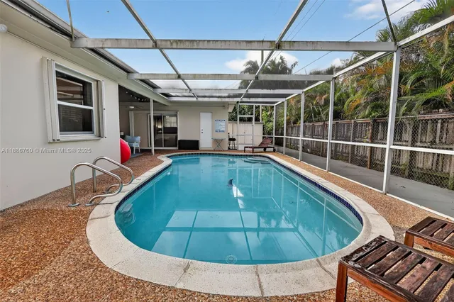 $3,995 | 1820 North 56th Avenue, Hollywood, FL 33021