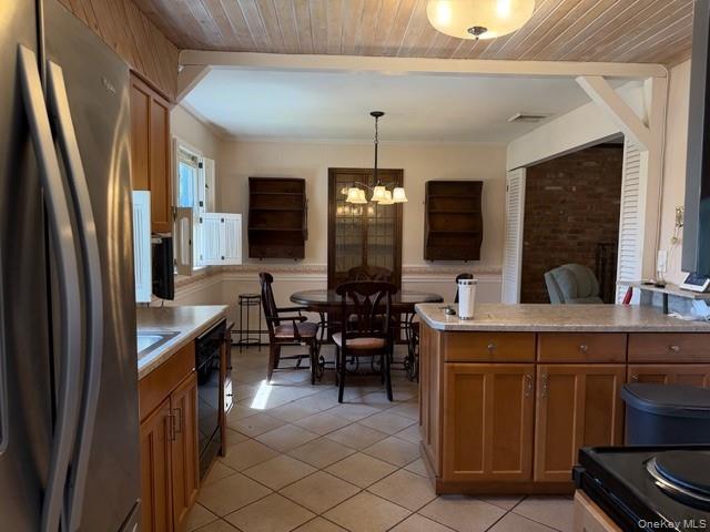 99 Convent Road Syosset, NY 11791 - Photo 5 of 12