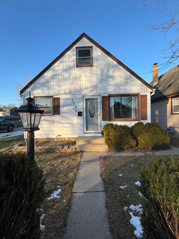$225,000 | 3030 East Vogel Avenue, Cudahy, WI 53110