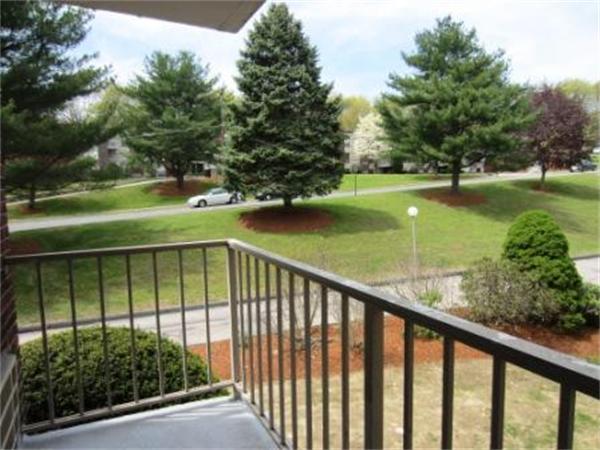147 Turner Road, Unit 95 Holliston, MA 01746 - Photo 6 of 10