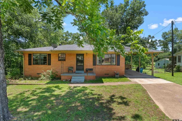 $178,000 | 112 Blacknall Drive, Henderson, TX 75652