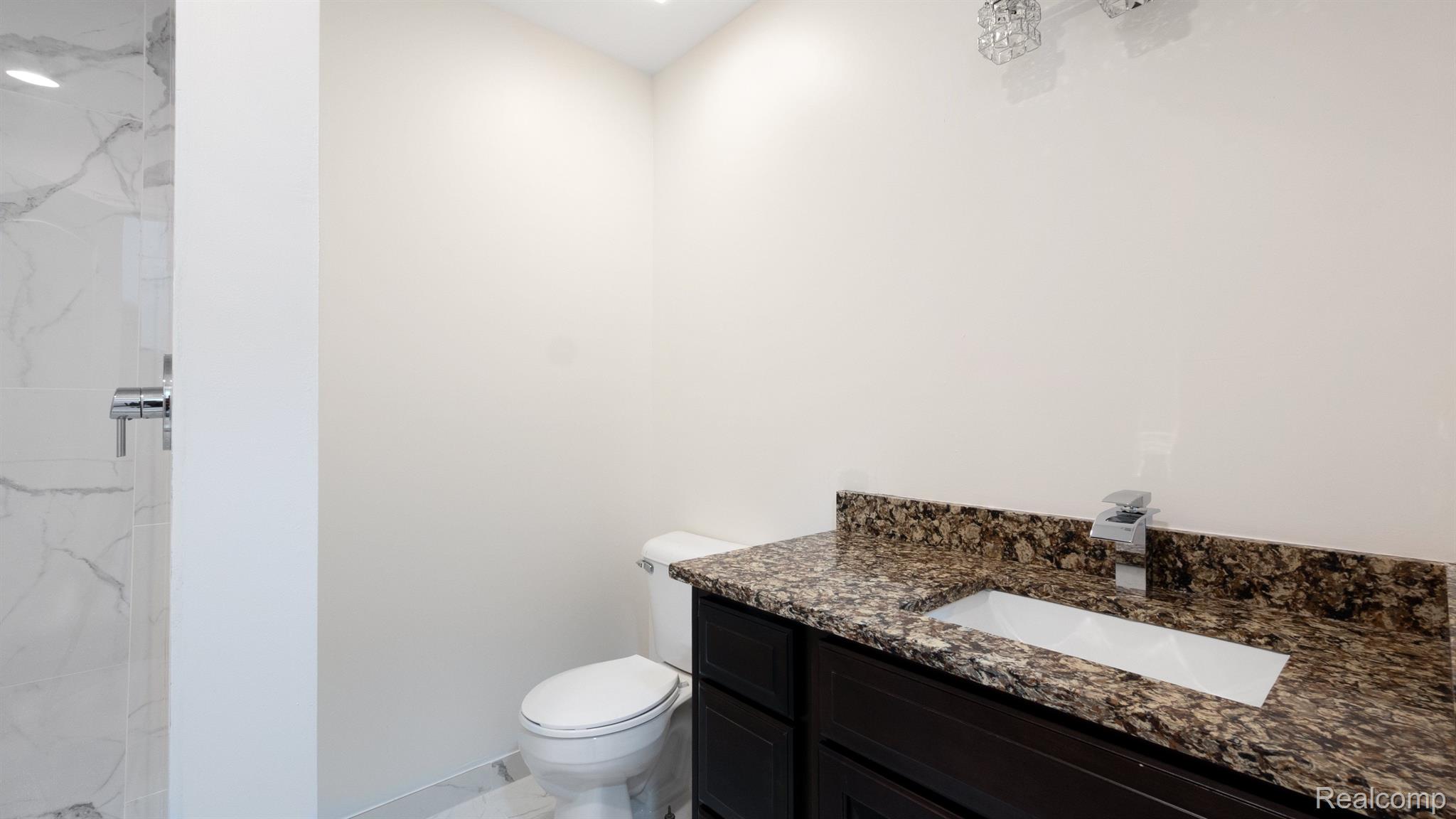 2164 East Hamlin Road Rochester, MI 48307 - Photo 20 of 34 Gallery Image 20