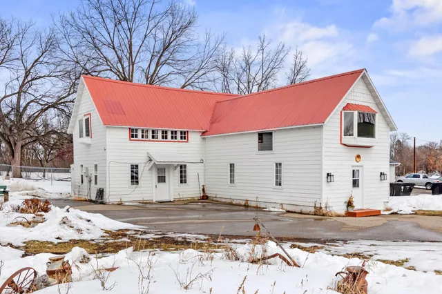 $170,000 | 415 Atlantic Avenue East, Dassel, MN 55325