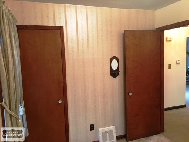 55125 Hayes Road Utica, MI 48315 - Photo 14 of 31 31323110-13.JPG