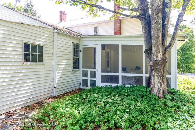 $624,000 | 847 County Route 32, Nassau, NY 12123