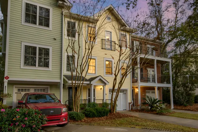 $534,999 | 105 Winding Creek Court, Unit 1142, Mount Pleasant, SC 29464