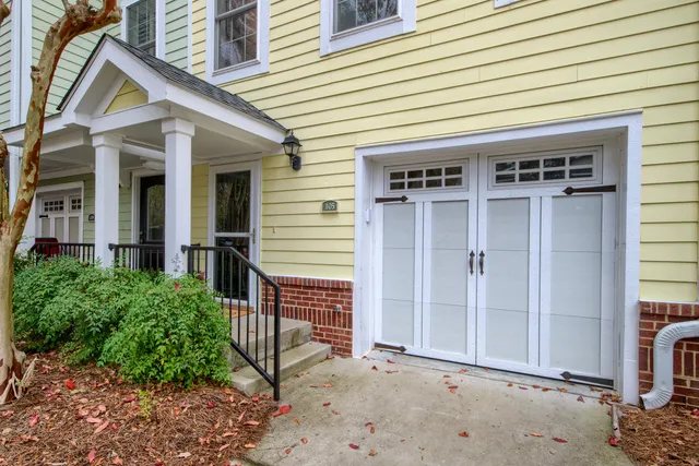 $534,999 | 105 Winding Creek Court, Unit 1142, Mount Pleasant, SC 29464