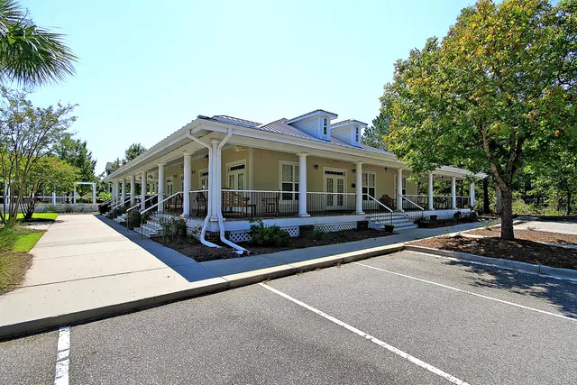 $534,999 | 105 Winding Creek Court, Unit 1142, Mount Pleasant, SC 29464