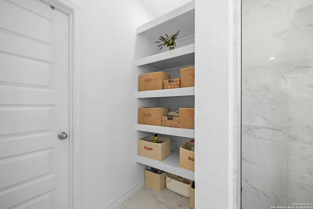 $429,999 | 10619 Revolver Trail, San Antonio, TX 78254