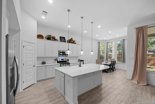 $429,999 | 10619 Revolver Trail, San Antonio, TX 78254