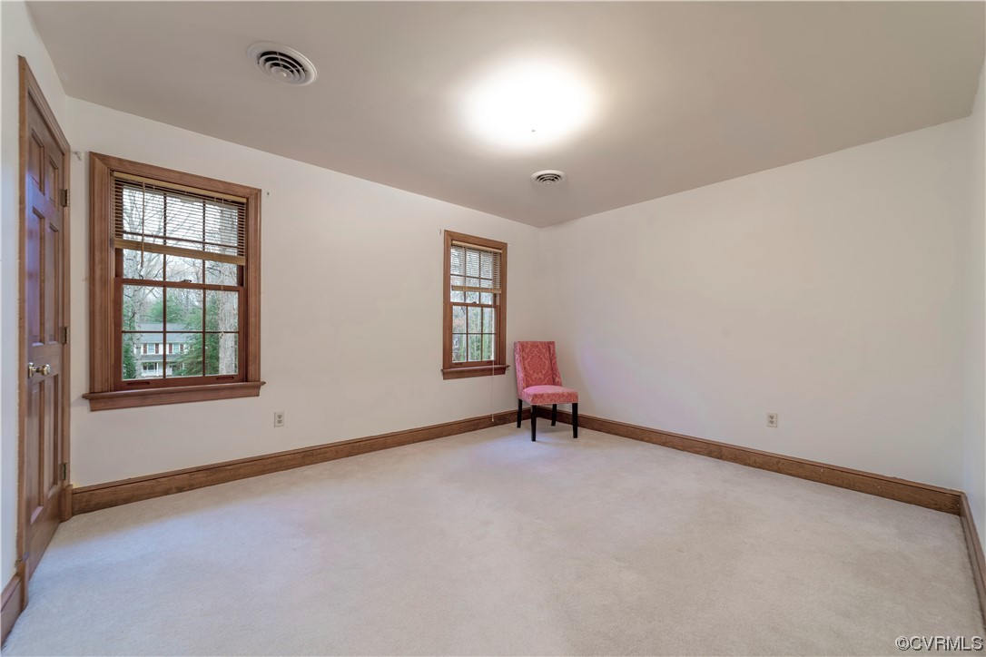 8949 Cardiff Road North Chesterfield, VA 23236 - Photo 31 of 49 an empty room with windows and closet