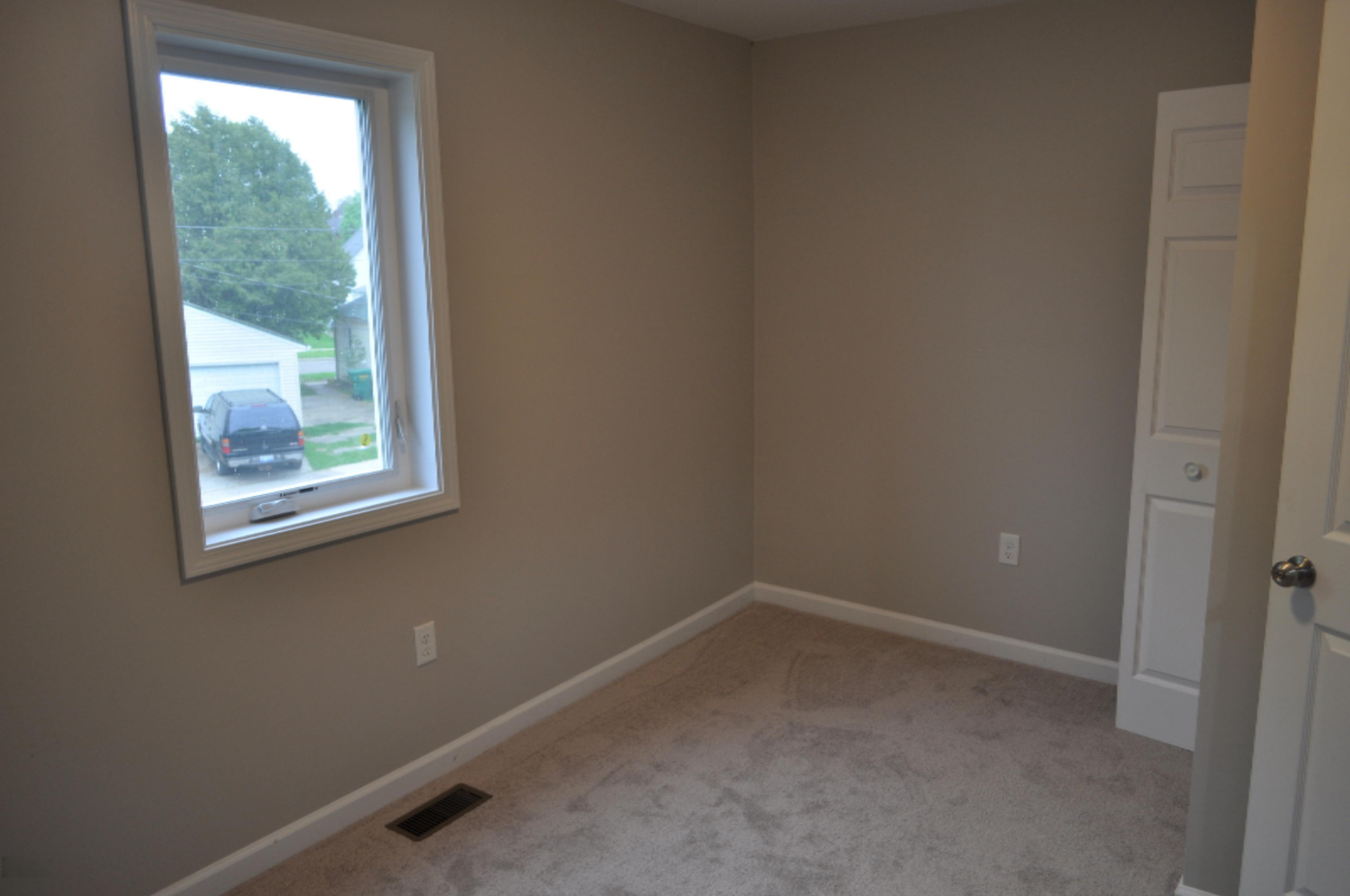 216 Rock River Avenue Three Rivers, MI 49093 - Photo 12 of 21 DSC_0186
