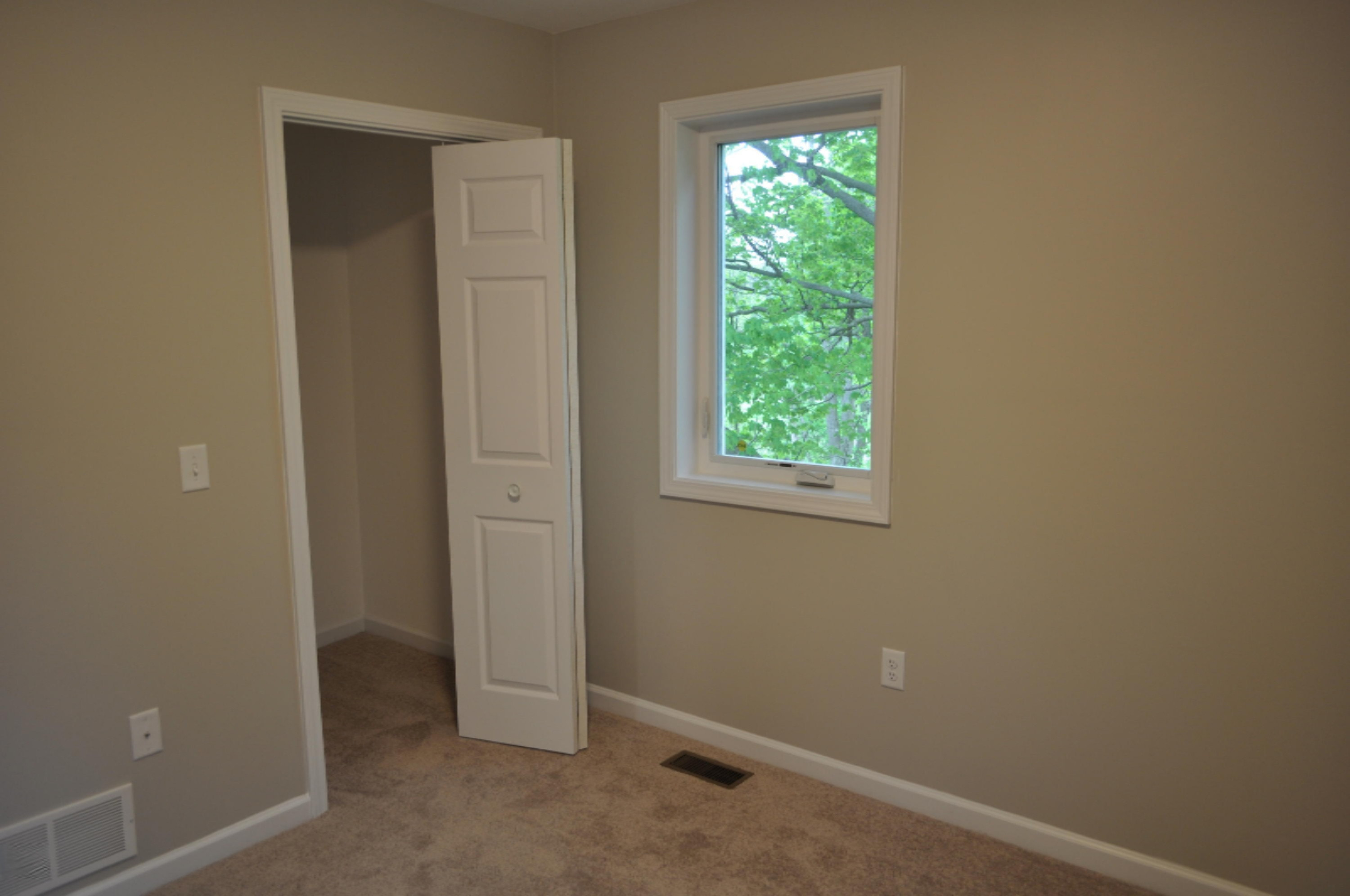 216 Rock River Avenue Three Rivers, MI 49093 - Photo 18 of 21 DSC_0192