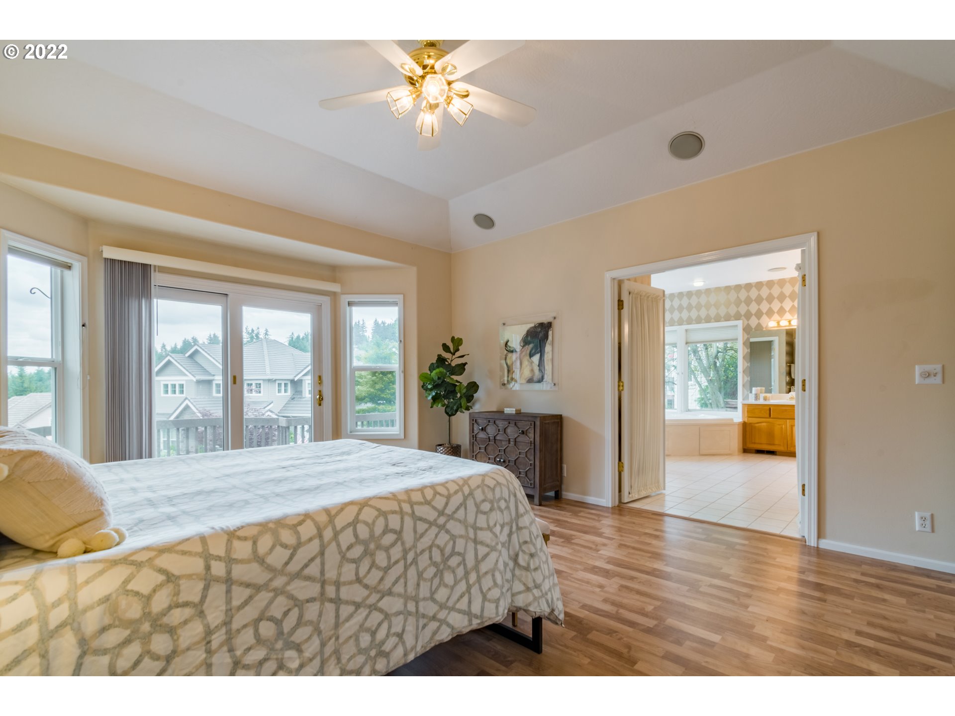 3063 Wintercreek Drive Eugene, OR 97405 - Photo 17 of 30 Primary Bedroom