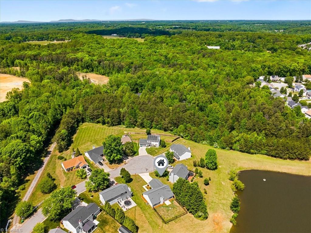 4426 Deacon Court High Point, NC 27265 - Photo 41 of 46