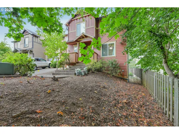 $400,000 | 38909 Sandy Heights Street, Sandy, OR 97055
