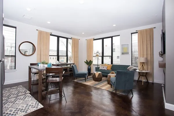 $2,895 | 22 Mechanic Street, Unit 204, Quincy, MA 02169