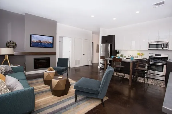 $2,895 | 22 Mechanic Street, Unit 204, Quincy, MA 02169