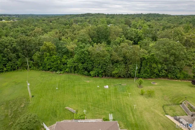 $399,000 | 28 Spring Lake Road, Perryville, MO 63775