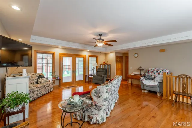 $399,000 | 28 Spring Lake Road, Perryville, MO 63775