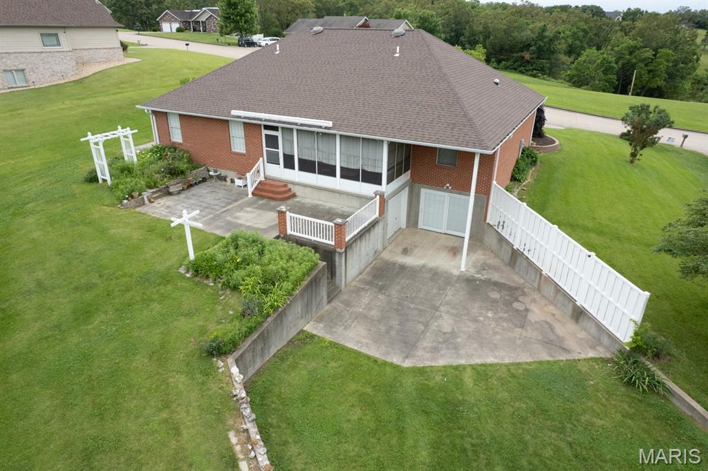 28 Spring Lake Road Perryville, MO 63775 - Photo 4 of 70