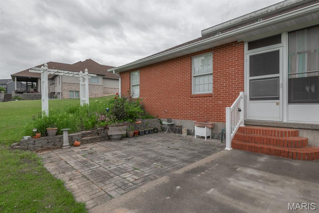 28 Spring Lake Road Perryville, MO 63775 - Photo 6 of 70