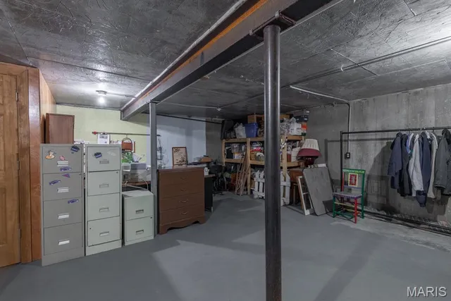 $399,000 | 28 Spring Lake Road, Perryville, MO 63775