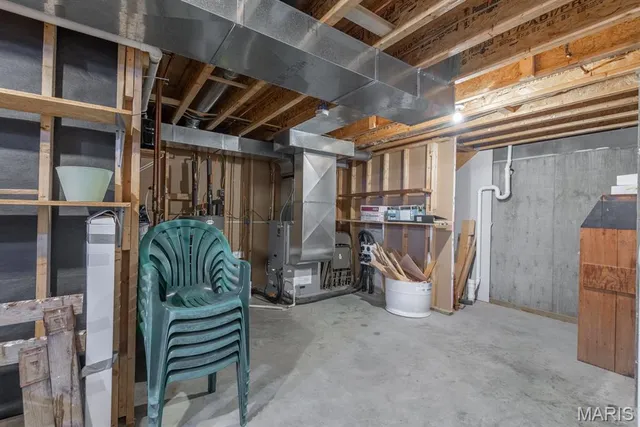 $399,000 | 28 Spring Lake Road, Perryville, MO 63775