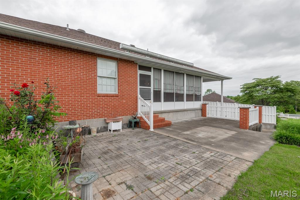 28 Spring Lake Road Perryville, MO 63775 - Photo 7 of 70