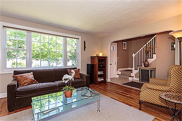 5 Dianne Road Medford, MA 02155 - Photo 1 of 15 Gallery Image 1