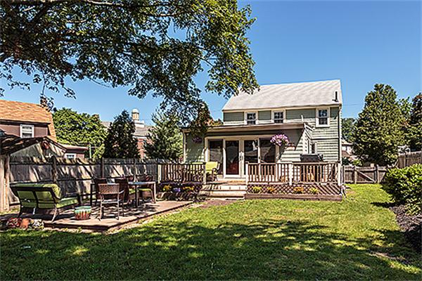 5 Dianne Road Medford, MA 02155 - Photo 6 of 15 Gallery Image 6