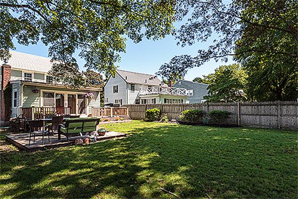 5 Dianne Road Medford, MA 02155 - Photo 8 of 15 Gallery Image 8