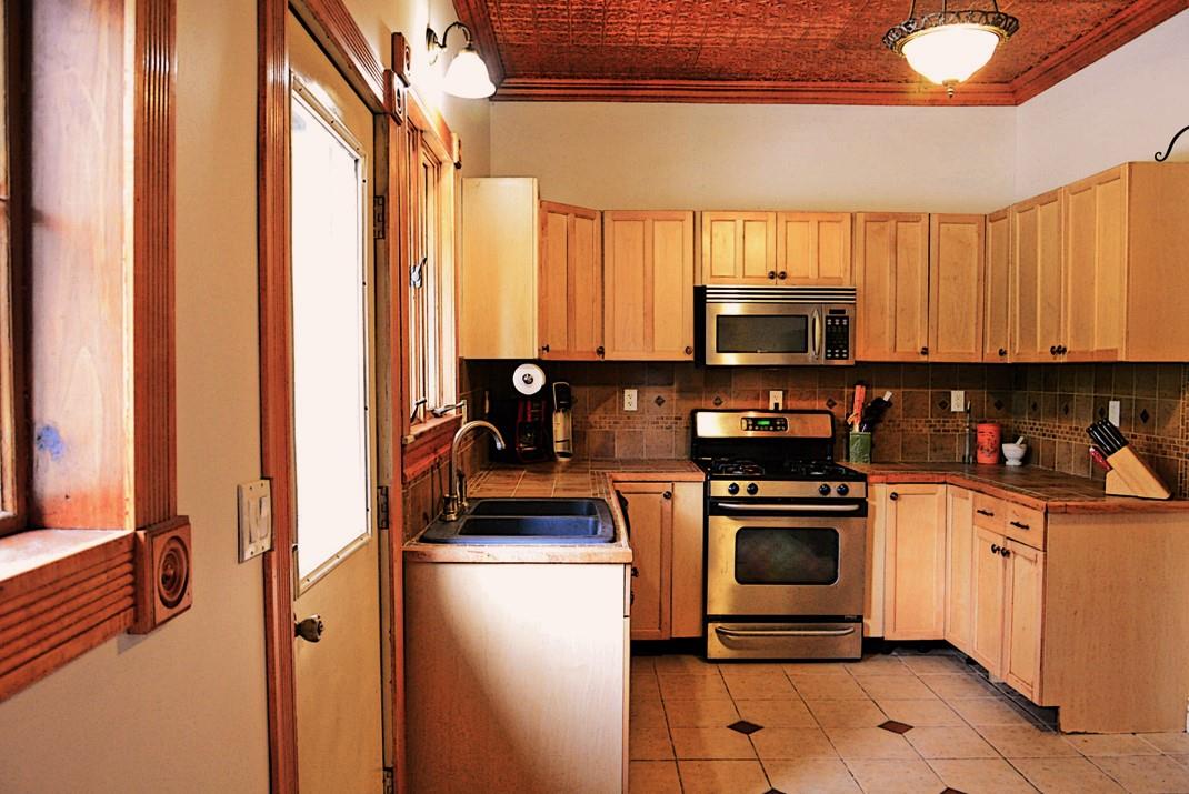 48 Grove Street Littleton, NH 03561 - Photo 5 of 35