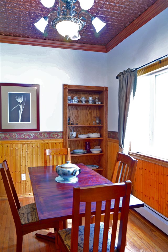 48 Grove Street Littleton, NH 03561 - Photo 9 of 35