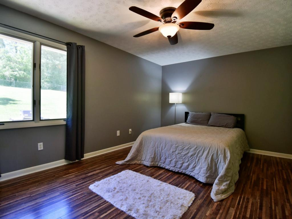 5110 Springview Street Kingsport, TN 37664 - Photo 4 of 36 Photo 4