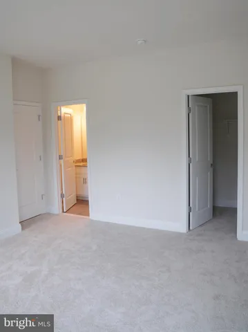 $3,300 | 43229 Clarendon Square, Ashburn, VA 20148