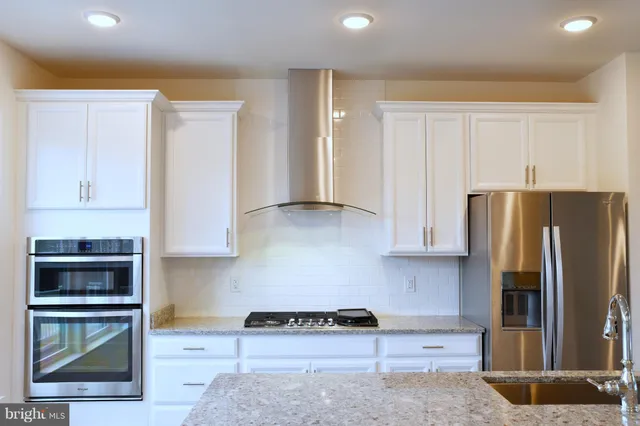 $3,300 | 43229 Clarendon Square, Ashburn, VA 20148