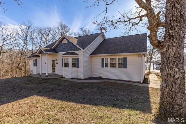 $315,000 | 10021 Debbie Place, Bonne Terre, MO 63628